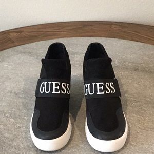 GUESS PLATFORM SHOES